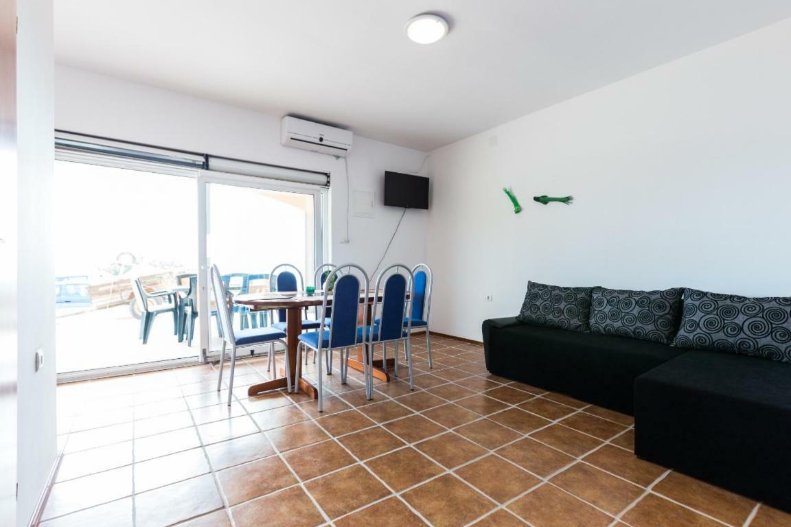 Apartmani Filip Mandre Εξωτερικό φωτογραφία